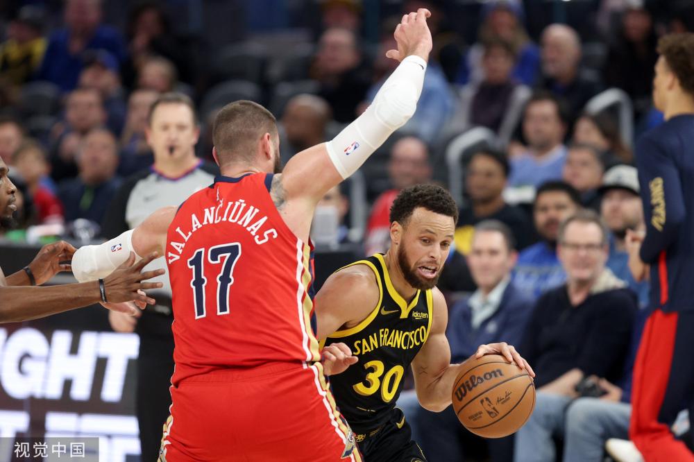 曾因外貌问 曾因外貌问