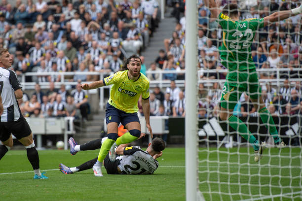 前锋一直是 前锋一直是