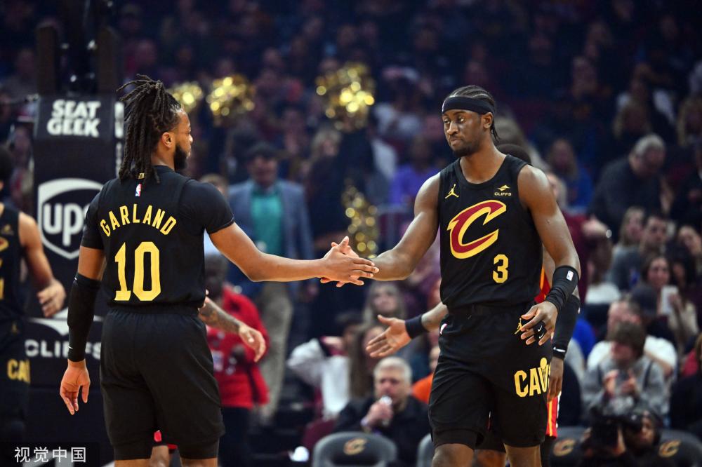 医疗团队正 医疗团队正